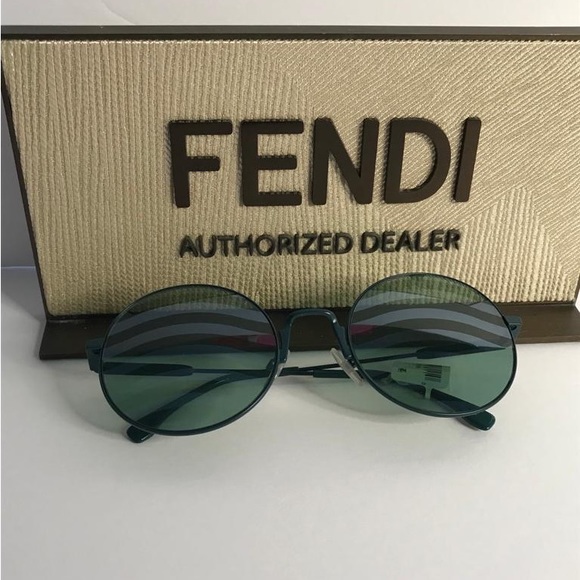 Fendi New Green Round Authentic Sunglasses - Picture 10 of 12